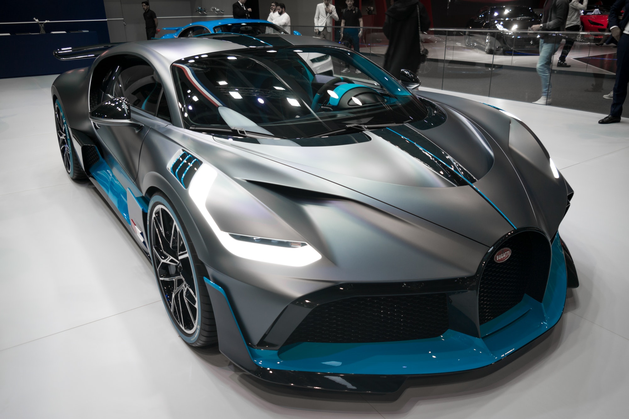 bugatti divo brand new 2020 mid engine track sports car dubai motor show.jpg